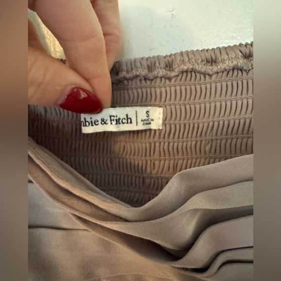 Abercrombie and fitch Emerson satin blouse - Picture 2 of 3